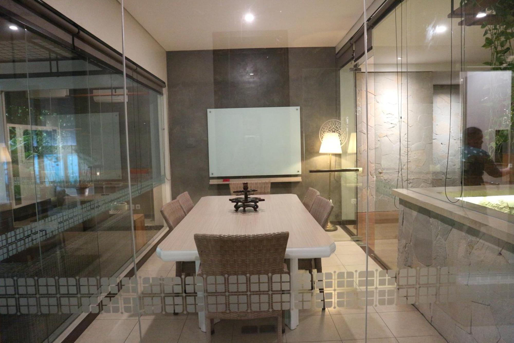 Treehouse Suites - Boutique Serviced Apartment Τζακάρτα Εξωτερικό φωτογραφία